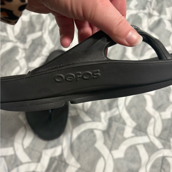 OOFOS SANDALS - Picture 3 of 7